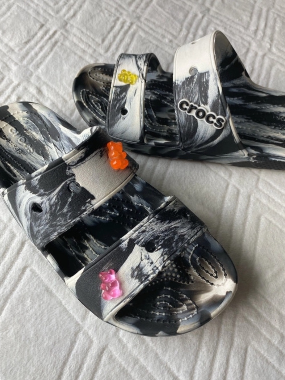 Crocs ✨ Black & White Marble Slide Sandals with Jibitz